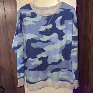 Blue camo crewneck